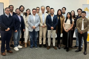 Presidente de Transparencia Internacional visita Ecuador: la voz global contra la corrupción escucha al país